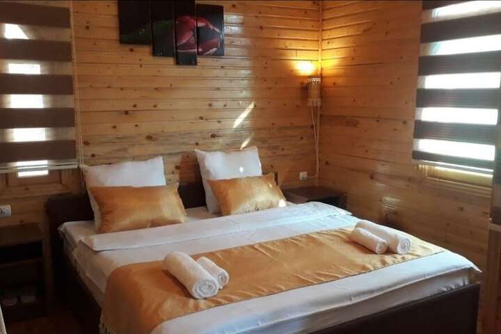 Room 2 of 47