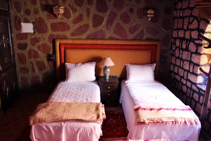 Room 8 of 42