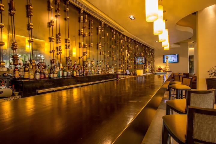 Lounge 217 of 251