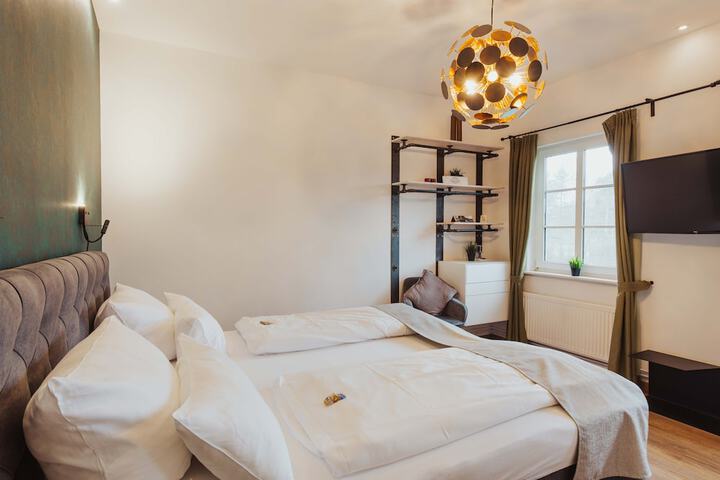 Room 15 of 63