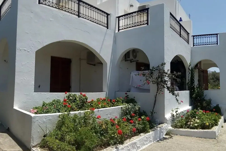 Hero Image 1 of 13