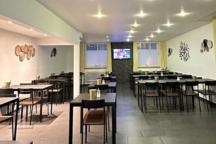 Dining 49 of 69