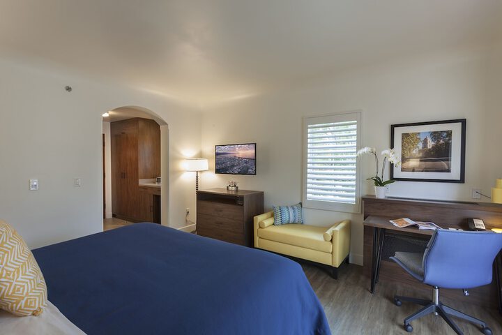 Room 18 of 47
