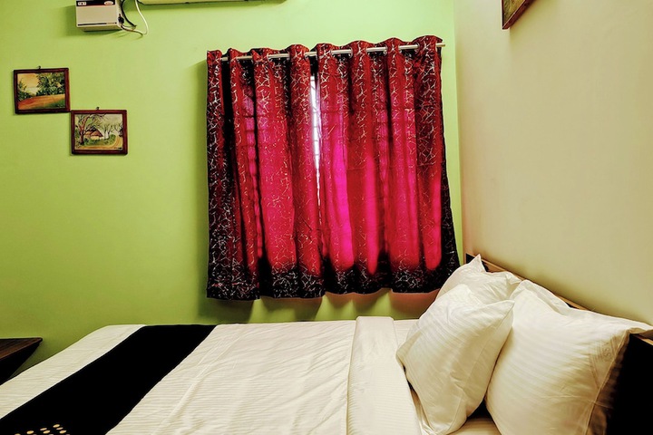 Room 17 of 63
