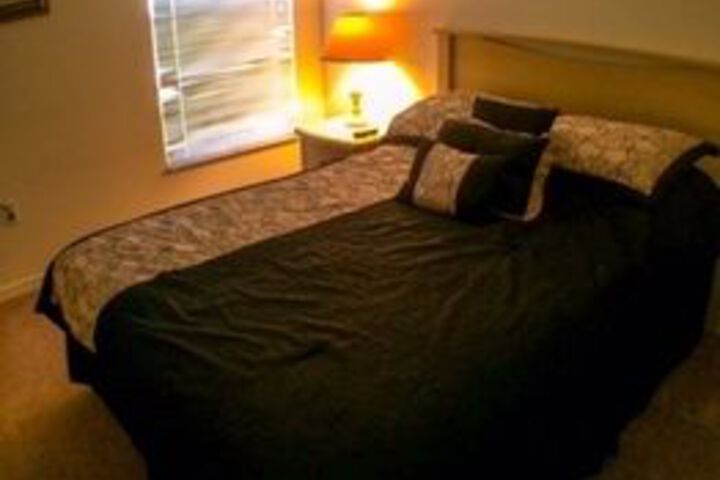 Room 8 of 15