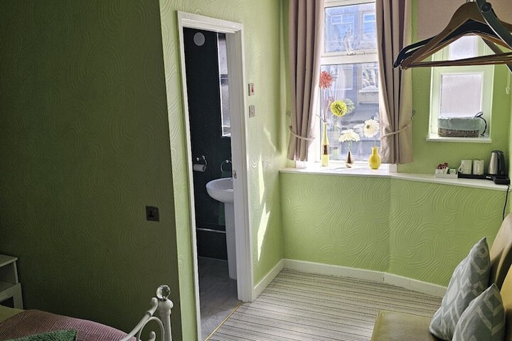 Room 40 of 57