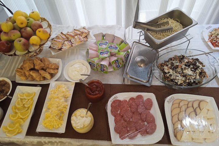 Breakfast/Coffee Service 99 of 123