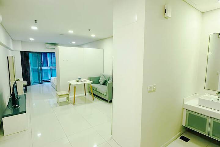 Room 37 of 41