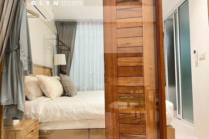 Room 33 of 126