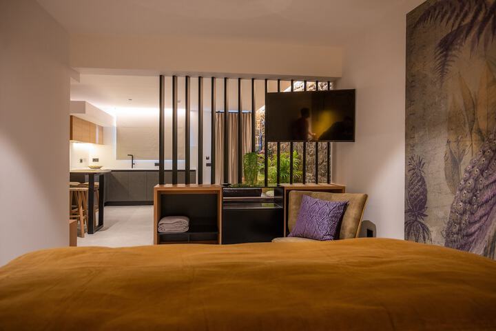 Room 47 of 145