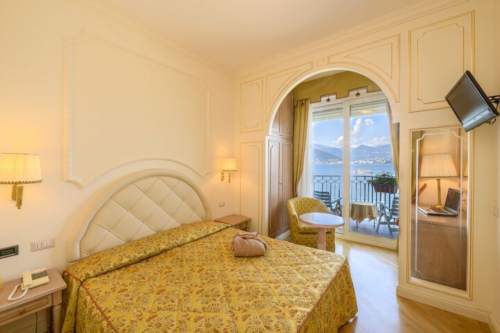 Room 15 of 62