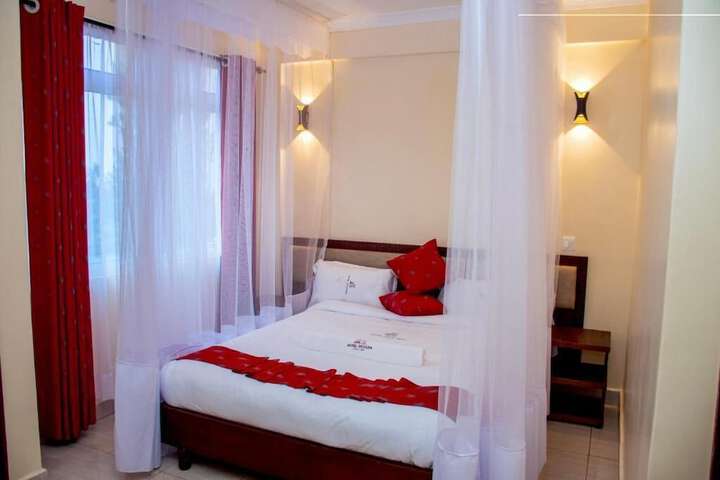 Room 7 of 38