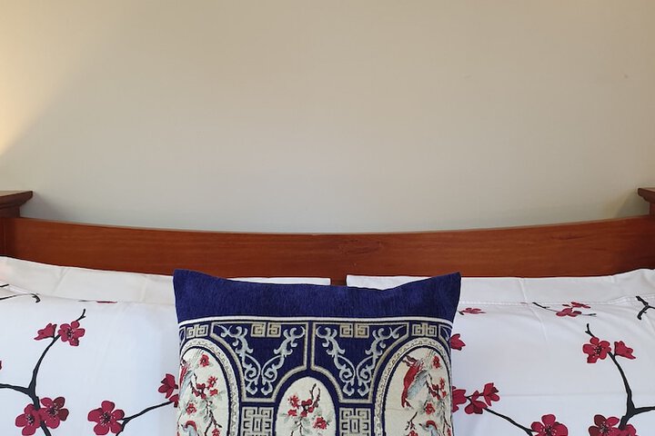 Room 10 of 78