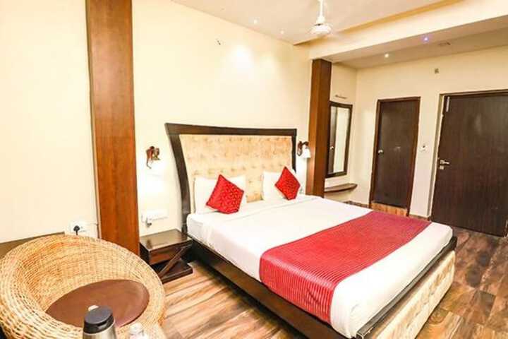 Fabhotel Taldar Inn