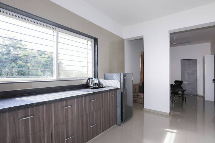 Room 8 of 32
