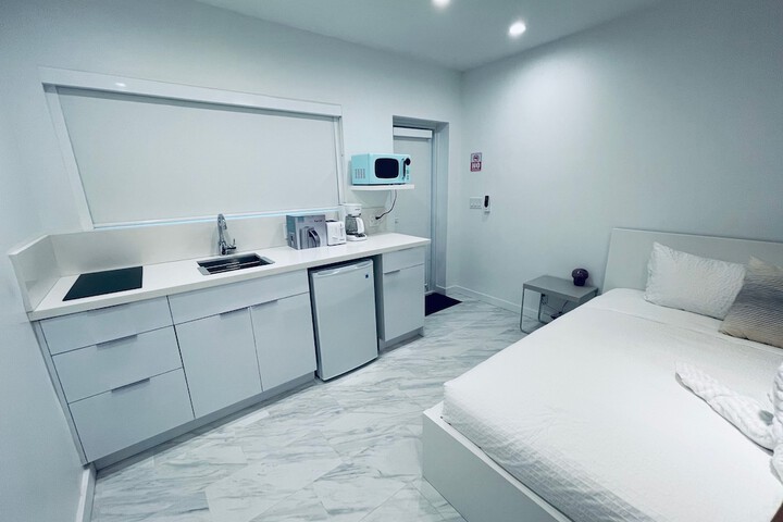 Room 7 of 174