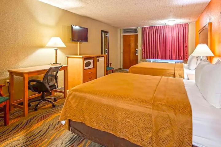 Room 12 of 21