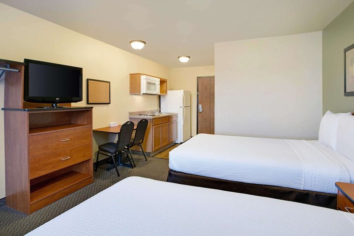 Room 13 of 25