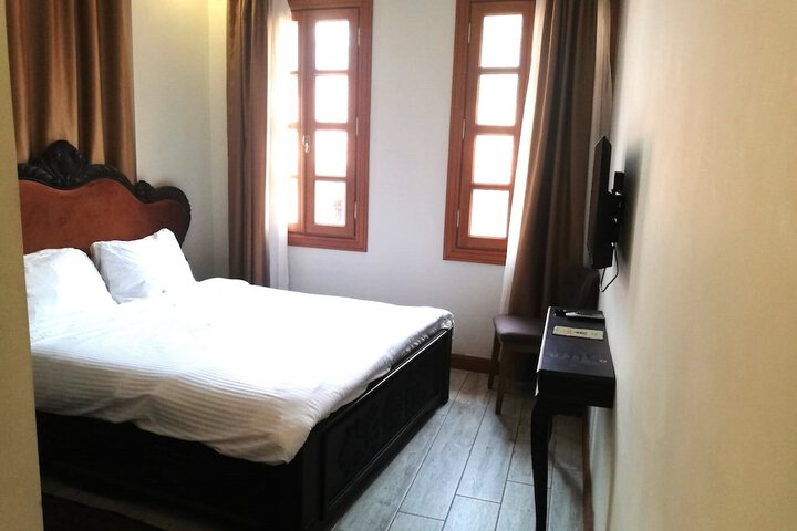 Room 22 of 49