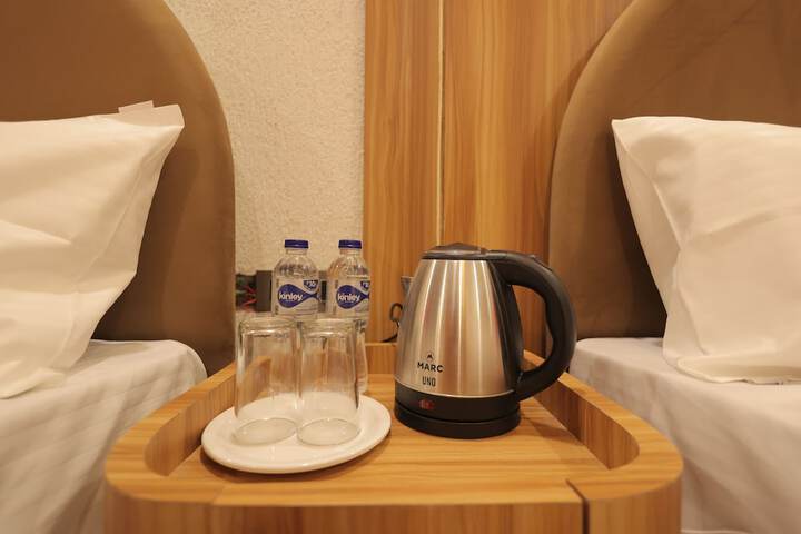 Breakfast/Coffee Service 43 of 83