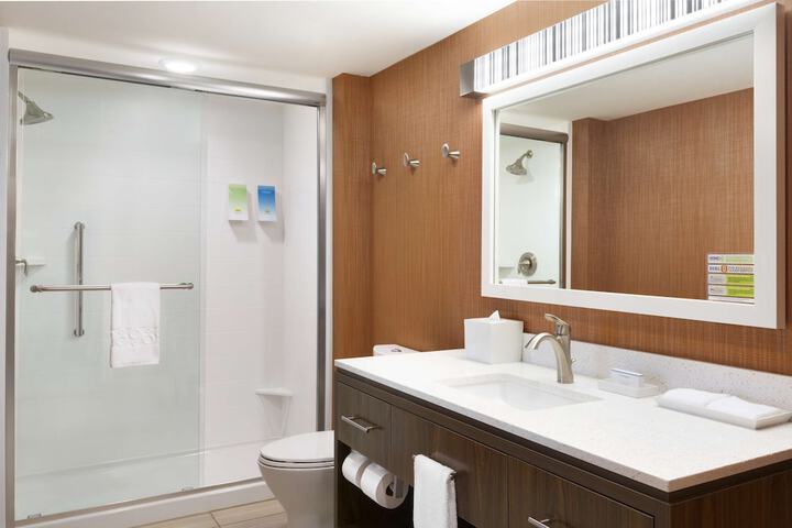 Bathroom shower