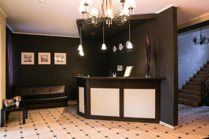 HOTEL RIVIERA
