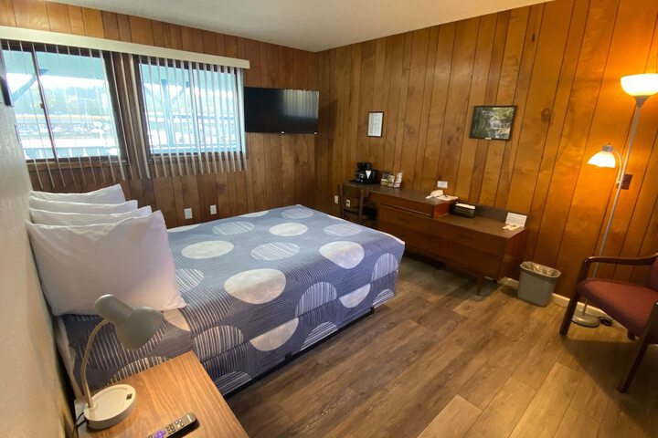 Room 3 of 41