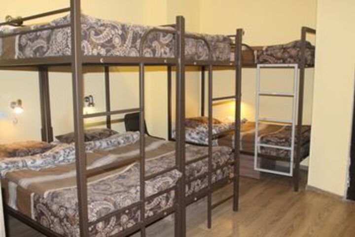 Room 11 of 36