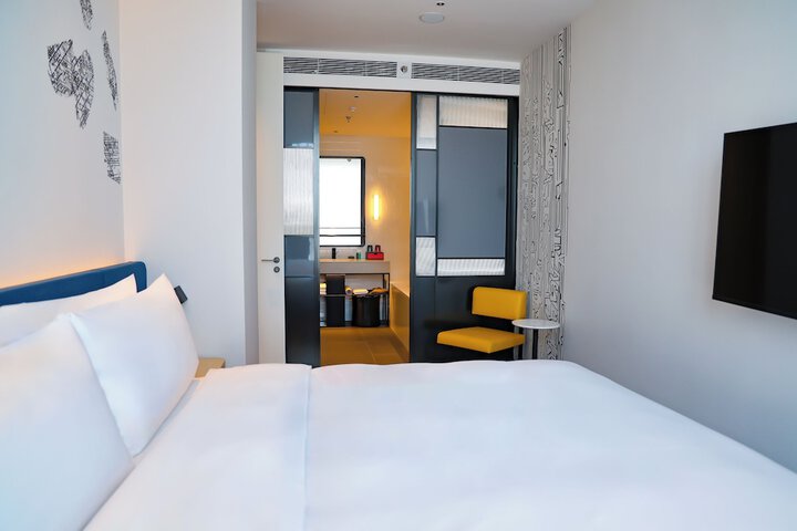 Room 19 of 41
