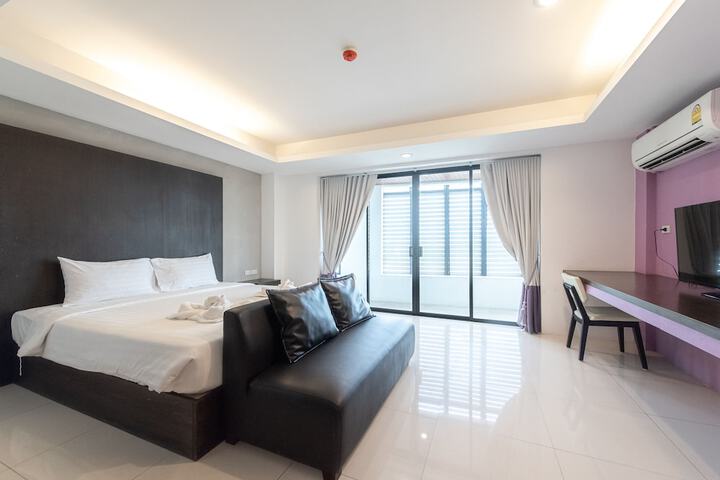 Room 62 of 146