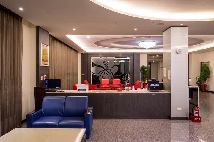 Business Center 36 of 39