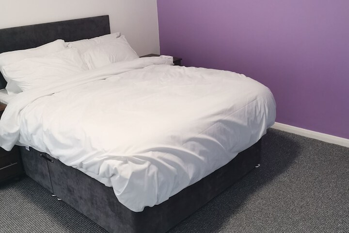 Room 3 of 69