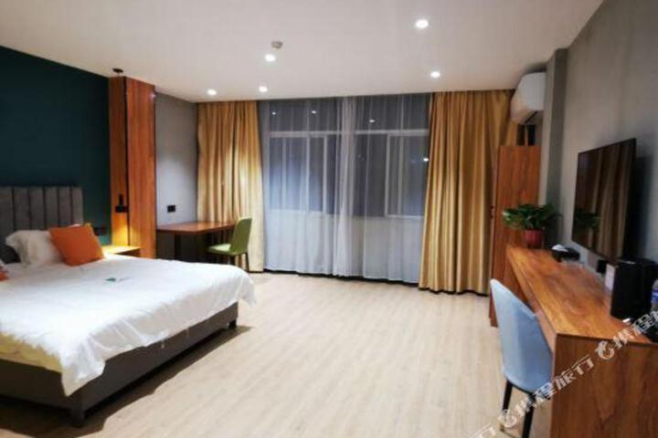 Ganmu Gardens Hotel
