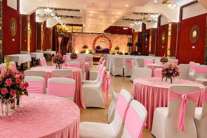 Dining Photos