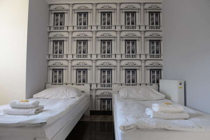 Room 28 of 57