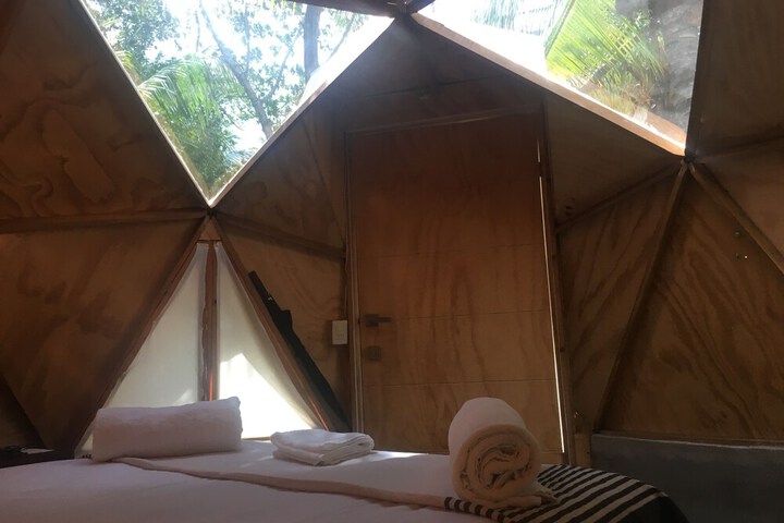 Room 3 of 20