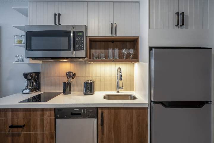Private kitchenette