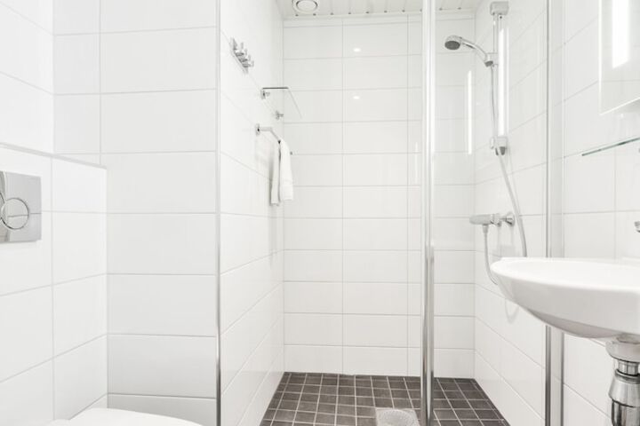 Bath Interior