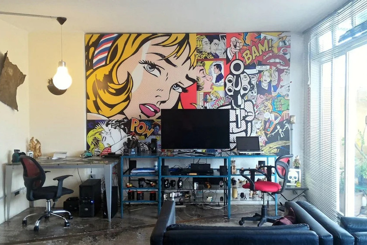 Room 11 of 21