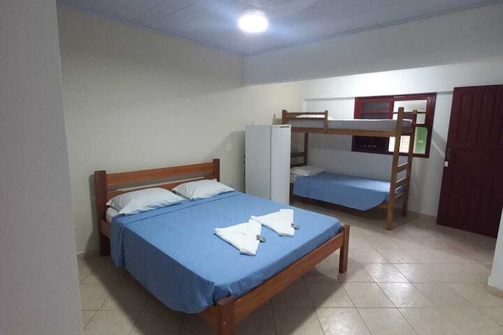 Room 10 of 28