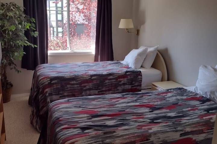 Room 10 of 73
