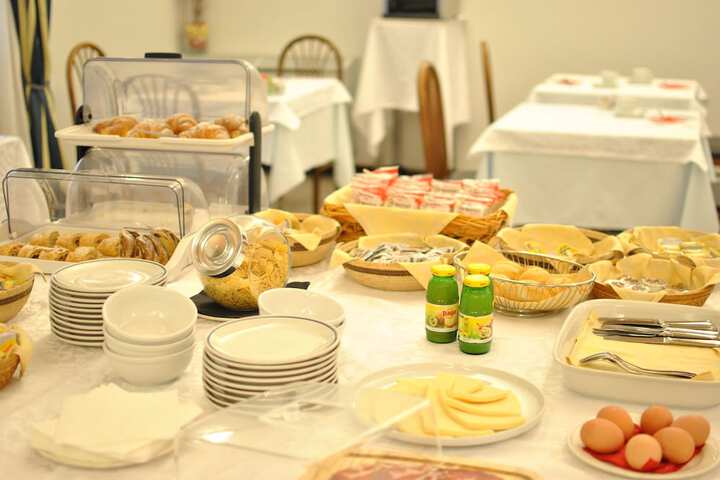 Breakfast/Coffee Service 27 of 41