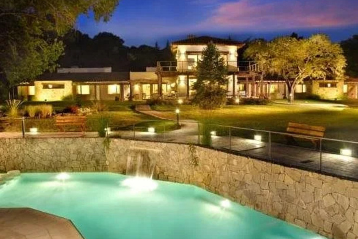Pool 3 of 5