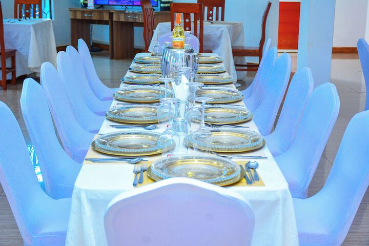 Dining 63 of 70