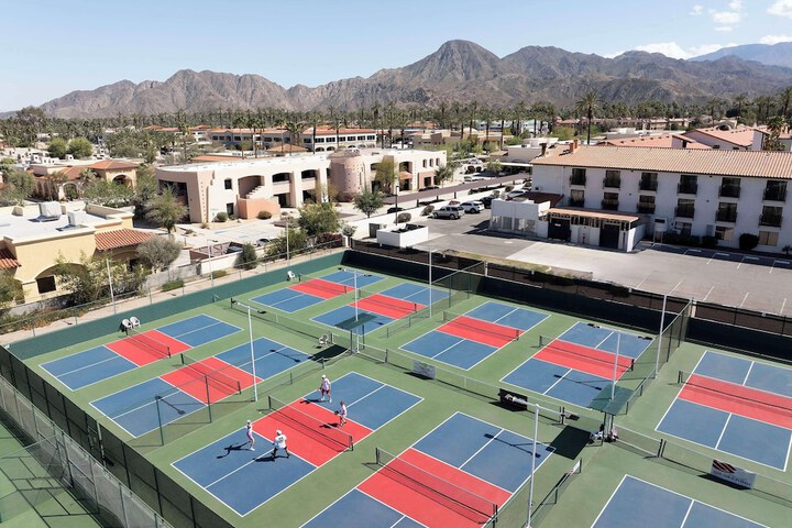 Sport court