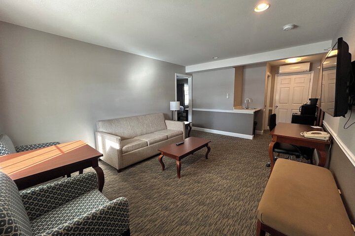 Golden Gables Inn Dazzler Select by Wyndham in North Conway, NH