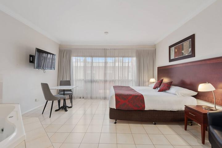 Room 47 of 121