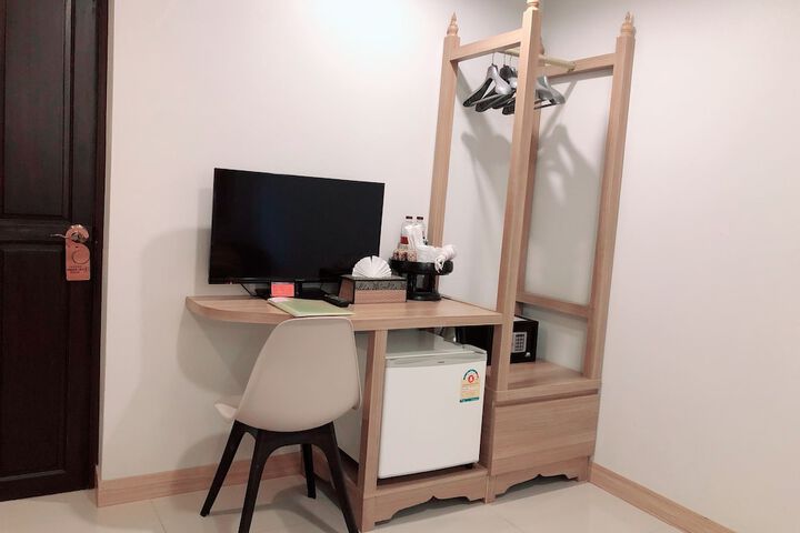 Room 36 of 66