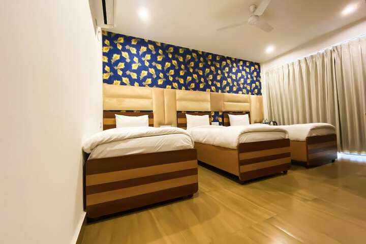 Room 35 of 97