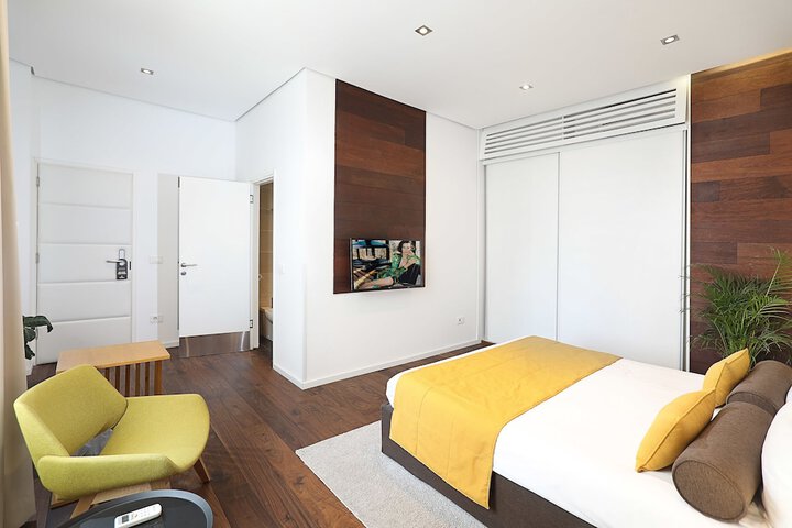 Room 21 of 54